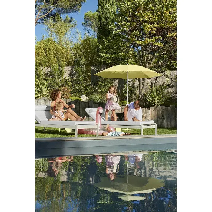 Parasol Shadoo | Ø 250 cm | 4 kleuren | Fermob