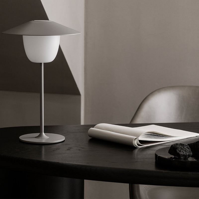 Tafellamp LED Ani | oplaadbaar | grijs | Blomus